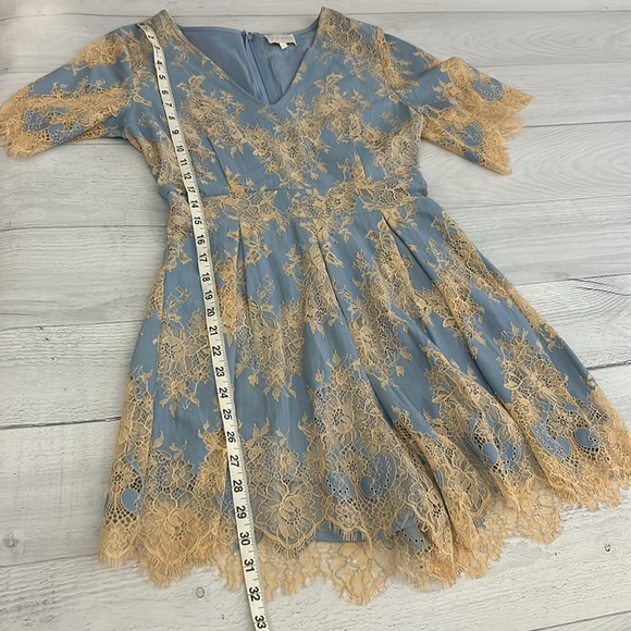 Entro Lace Romper Scalloped Detail Sz S Blue Beige‎ - Picture 10 of 11